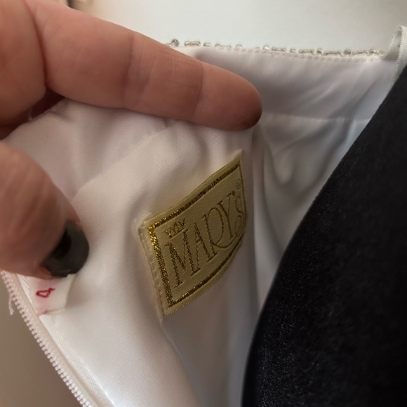 Two piece white formal gown size 4 - Picture 8 of 8